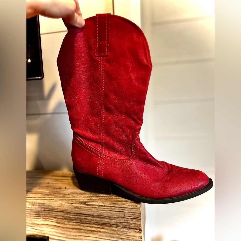 Vibrant Red Suede Heeled Boots with Western Flair